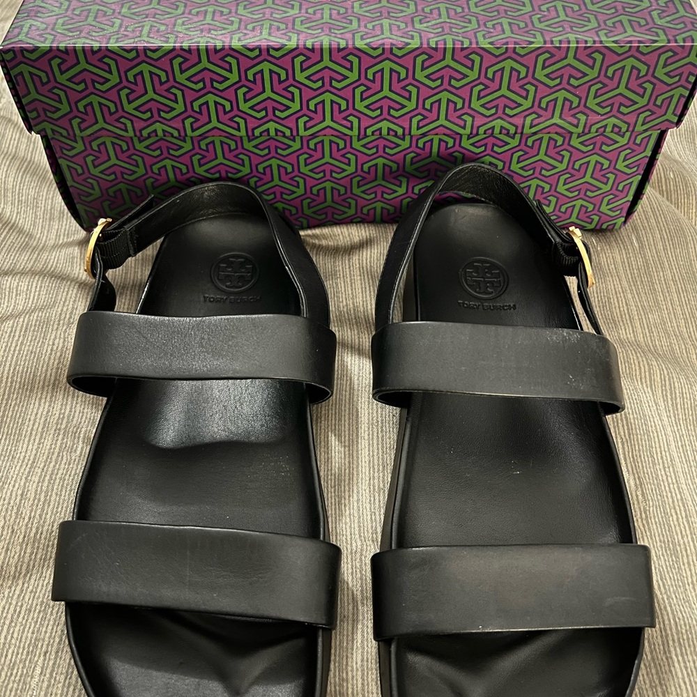 Tory Burch Elegant Black Leather Sandals